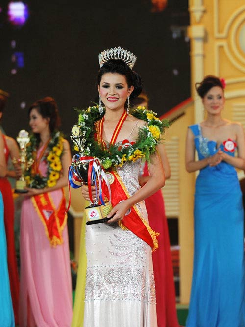 Sơn Thị Dura,Á hậu dân tộc việt nam 2011,Triệu Thị Hà