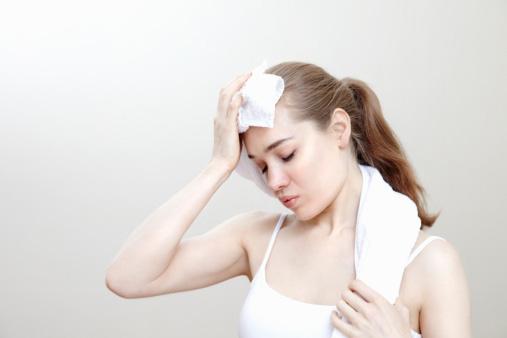 mất nước,cơ thể mất nước,chăm sóc sức khỏe,dấu hiệu bị mất nước