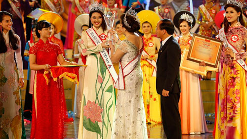 Quán quần,mối quan hệ,quay lưng,Ban tổ chức,Ngô Thanh Vân,Triệu Thị Hà
