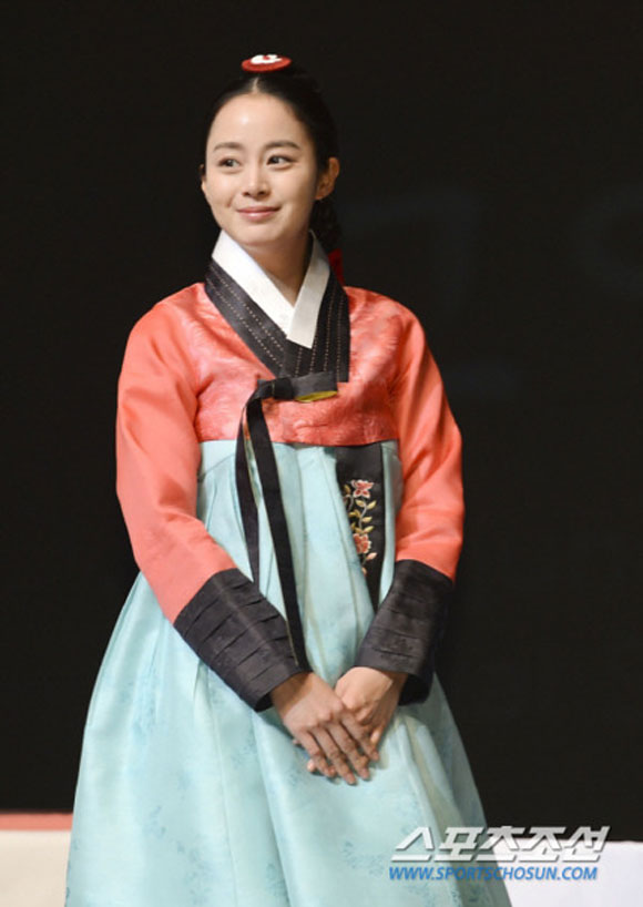 Vương Hy Chi,Kim Tae Hee,Mỹ nhân hàn