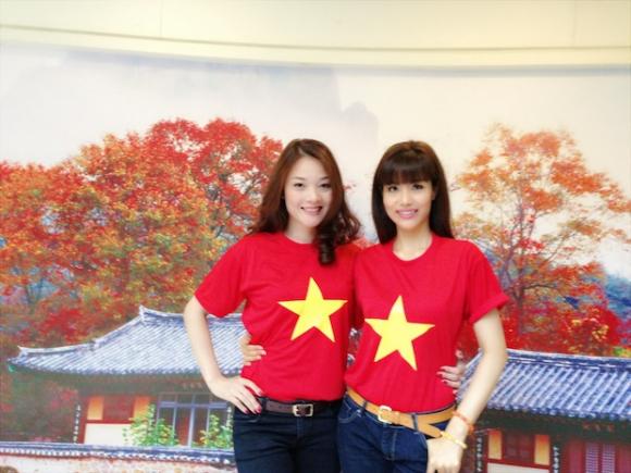 sao hướng về tổ quốc,sao thể hiện tình yêu biển đảo,ca khúc hướng về biển,sao viet,sao việt