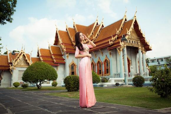 Dương Hiểu Ngọc,NTK Tommy Nguyễn,Bộ sưu tập Hoa Xuân 