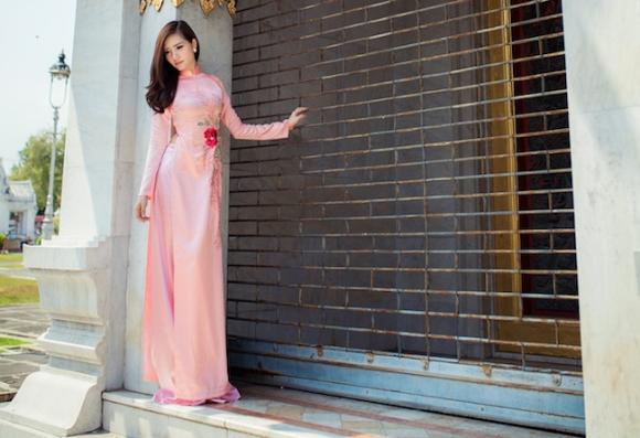 Dương Hiểu Ngọc,NTK Tommy Nguyễn,Bộ sưu tập Hoa Xuân 
