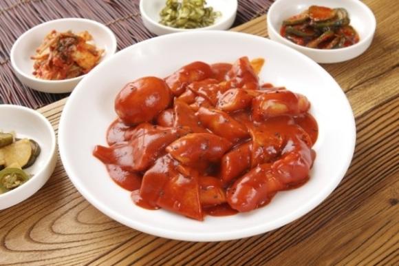 Món ngon,món cay,thế giới,hấp dẫn,kỳ lạ,thử thách,vị giác.