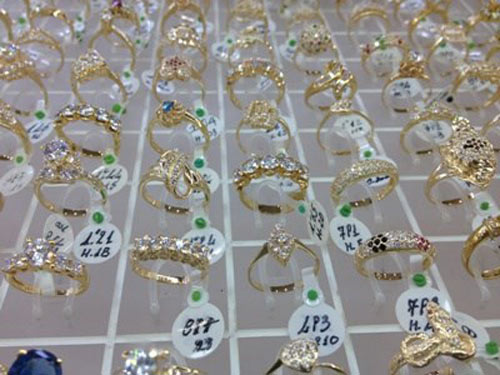Vàng,giá vàng,mua vàng trang sức,đúng tuổi,thông tư,lưu thông,thị trường