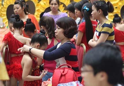 Truyền hình,thực tế,khán giả,ngán,trẻ em,mồi,nhà sản xuất,kiếm tiền.