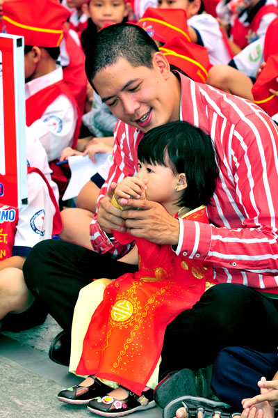 Ông bố showbiz Việt,ông bố cưng chiều con nhất showbiz