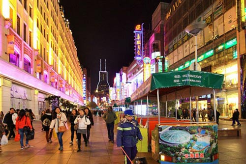 Đường phố hoa lệ nhất hành tinh,Đại lộ Champs Elysees,Broadway,Đường Piccadilly Circus