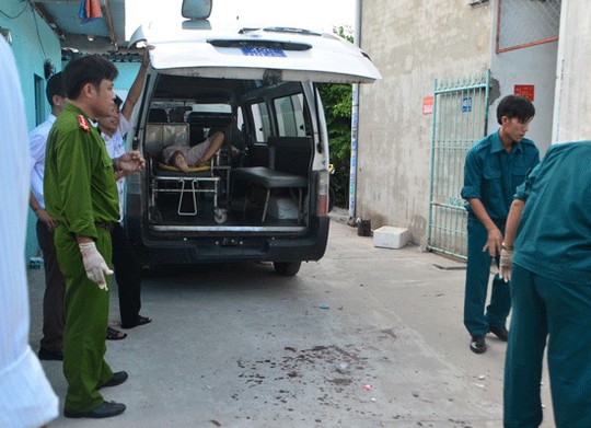 Cuồng sát,Vụ án giết người,Giết người trong phòng trọ,Đâm chết bà bầu