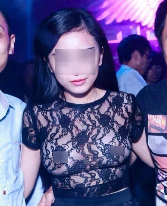 9x không mặc áo ngực,9x,cô gái trẻ,thời trang 9x