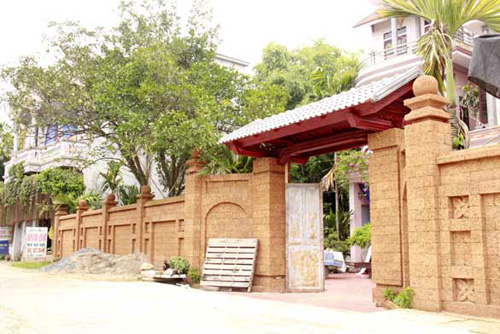 Nhà đẹp,thiết kế nhà,cổng nhà,cổng nhà xây bằng đá ong nghệ thuật