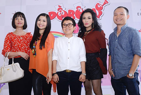 Phương Uyên,chị cả Tam ca ba con mèo,tiết lộ ý do từ bỏ giám đốc âm nhạc The Voice Kids