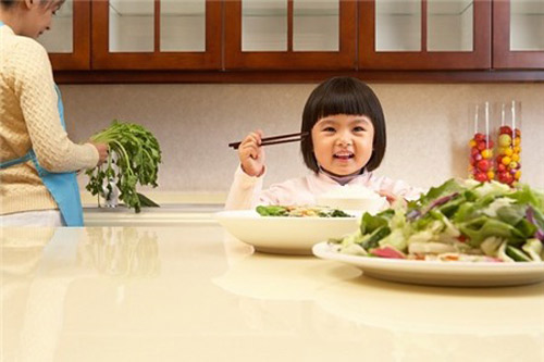 Chăm sóc trẻ,Trẻ thiếu Vitamin,Kỹ năng làm mẹ