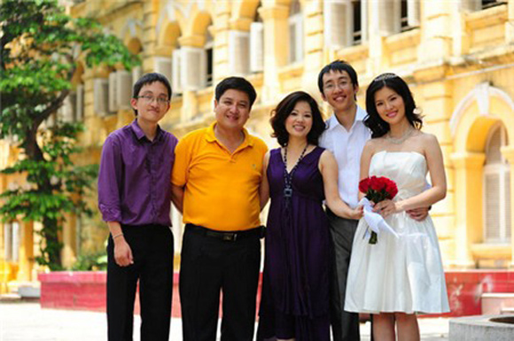 Gia đình sao Việt,gia đình kiểu mẫu của showbiz Việt