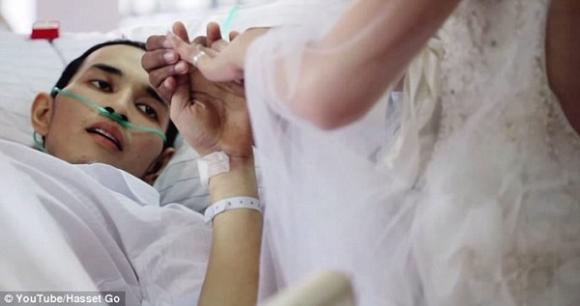 Đám cưới,cảm động lê cưới bệnh nhân ung thư,bệnh nhân ung thư kết hôn trước khi chết