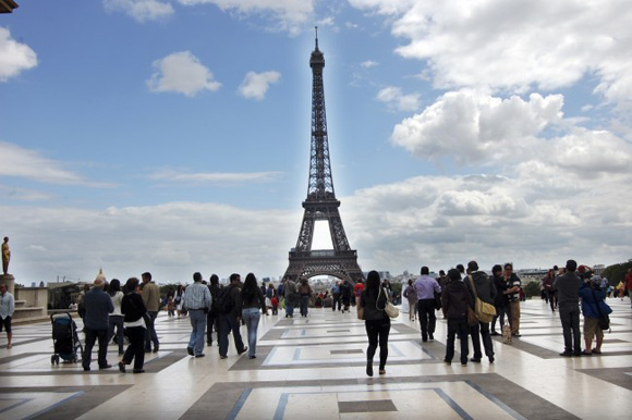Tháp Eiffel,bí mật về tháp Eiffel,chiêm ngưỡng vẻ đẹp tráng lệ của tháp Eiffel