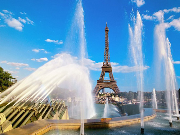 Tháp Eiffel,bí mật về tháp Eiffel,chiêm ngưỡng vẻ đẹp tráng lệ của tháp Eiffel