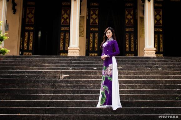Thủy Phạm,Người mẫu Thủy Phạm,Thủy Phạm,hướng về biển đông,mặc hướng về biển đông,Thuy Pham,thoi trang bien dong,NTK Tuấn Hải