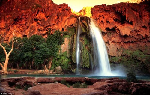 Hẻm núi Grand Canyon,Thác Beaver,Thác Mooney