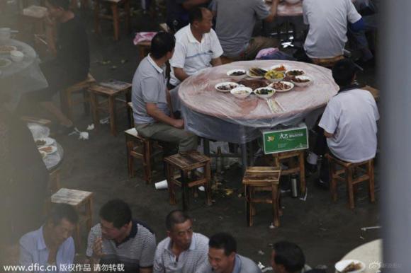 Chuyện lạ 4 phương,Chuyện lạ thế giới,Phi thường,Chuyện lạ có thật,Chuyện lạ khó tin