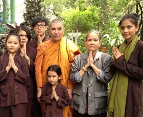 Hoài Linh,Lam Trường,Mỹ Tâm,Phương Thanh,Sao Việt,Sao viet