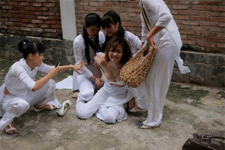 Thời trang sao,thời trang nóng bỏng của kiều nữ Việt trong phim,phim Việt