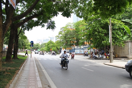 Nhà hoang,căn nhà bỏ hoang,căn nhà ma ám bị bỏ hoang 