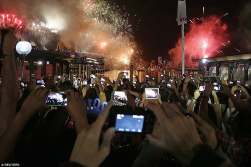 Năm mới 2015, Bắn pháo hoa đón năm mới, Tết 2015