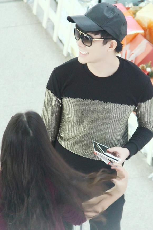 sao Việt, Nathan Lee, quý ông hàng hiệu, Nathan Lee hẹn hò với bạn gái, Nathan Lee đeo nhẫn kim cương