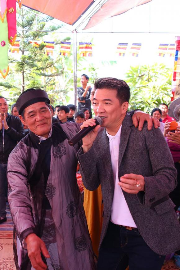 sao Việt, Đàm Vĩnh Hưng, Mr. Đàm, Ông hoàng nhạc Việt, liveshow “Thương hoài ngàn năm 2”, Mr. Đàm  đi từ thiện