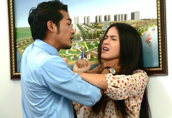 sao Việt, Tú Vi, ma nữ Tú Vi, Tú Vi - Bùi Anh Tuấn, Quang Sự vất vả níu kéo tình cảm của Tú Vi, Đi qua mùa gió