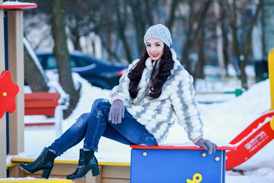 Thúy Hằng, Thúy Hằng giữa trời tuyết, Thúy Hằng ở Moscow, Thúy Hằng 2014, Thúy Hằng ảnh đẹp, sao Việt
