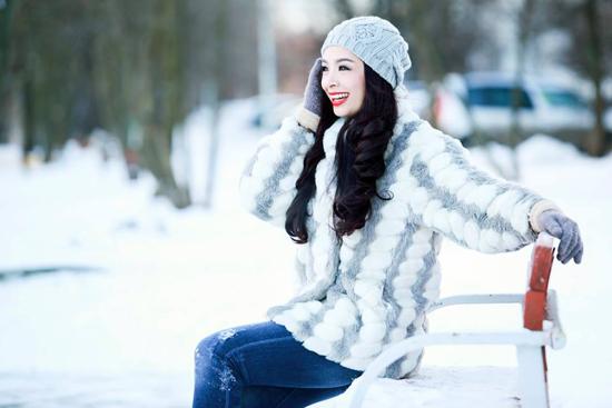 Thúy Hằng, Thúy Hằng giữa trời tuyết, Thúy Hằng ở Moscow, Thúy Hằng 2014, Thúy Hằng ảnh đẹp, sao Việt