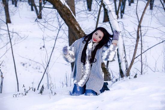Thúy Hằng, Thúy Hằng giữa trời tuyết, Thúy Hằng ở Moscow, Thúy Hằng 2014, Thúy Hằng ảnh đẹp, sao Việt