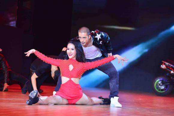 sao Việt, Diệp Lâm Anh, Diệp Lâm Anh - Zhivko, Diệp Lâm Anh bùng nổ Bước nhảy hoàn vũ, Bước nhảy hoàn vũ 2015