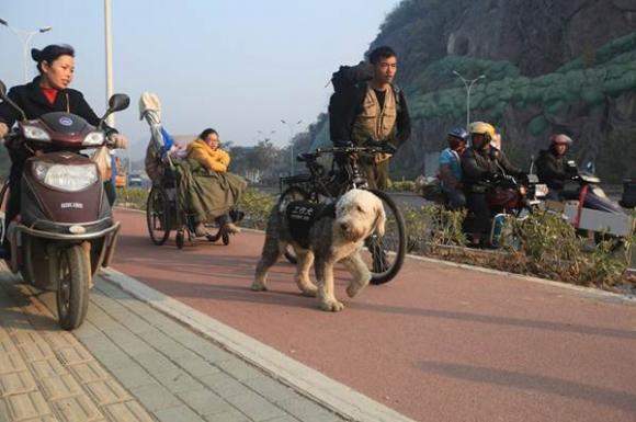 Lối sống trẻ, Chuyện tình cảm động, Hành động ý nghĩa