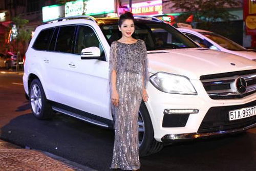 Lệ Quyên, GL – Class 500 4MATIC Blue Efficiency, Mercedes - Benz