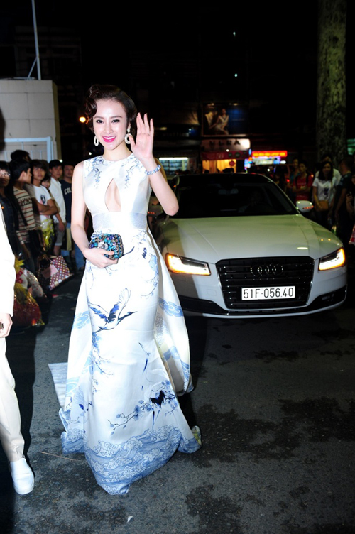 Angela Phương Trinh, Bảo Anh, Thủy Tiên, Linh Chi, Vân Trang, Zing Music Awards