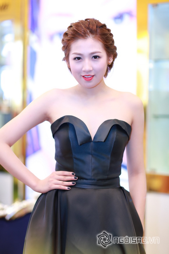 Sao việt,sao viet,hoa hậu ngọc hân,á hậu tú anh,á hậu thụy vân,ngọc hân thân thiết tú anh