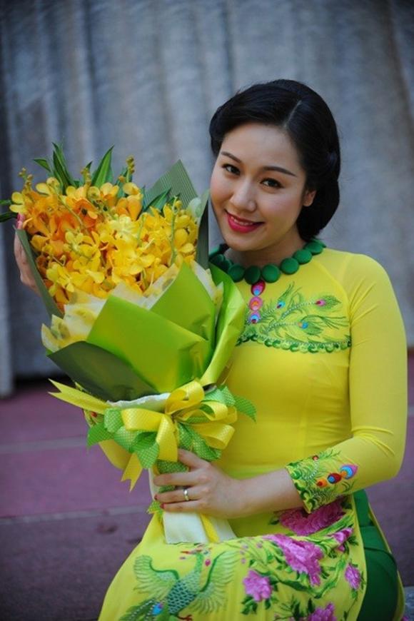 Mỹ nhân Việt, Mai Phương Thúy, Nguyễn Thị Huyền, Lan Khuê, Sao Việt, Sao viet