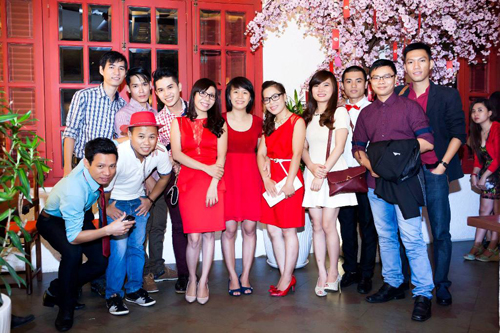 Vương Quốc Tôm, Đặt tiệc sinh nhật, Đặt tiệc cuối năm