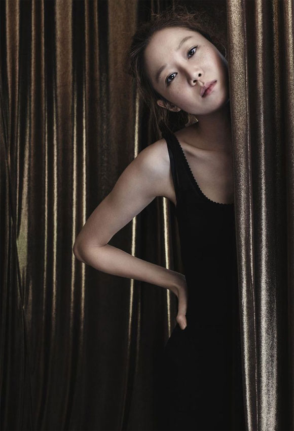 Gong Hyo Jin đượm buồn trên tạp chí, nữ diễn viên Gong Hyo Jin, Gong Hyo Jin trên tạp chí
