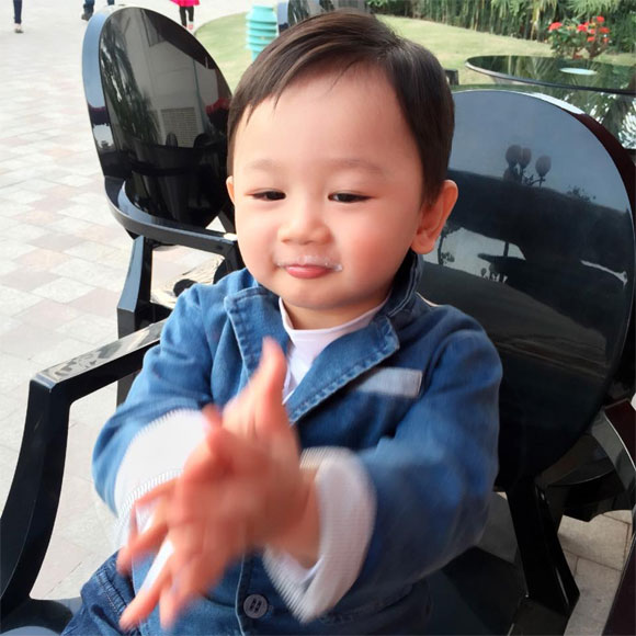 con trai Lã Thanh Huyền, bé Chum Chum, gia đình Lã Thanh Huyền