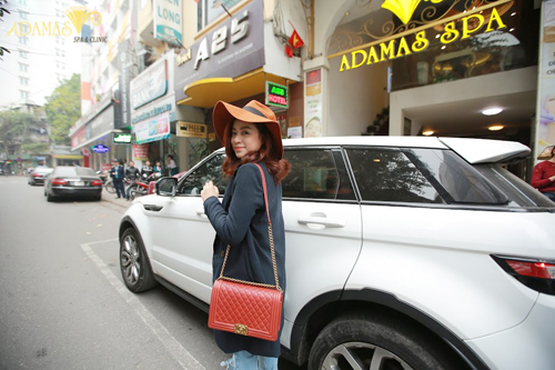 Adamas Spa, Trị mụn công nghệ cao, Hoàng Thùy Linh