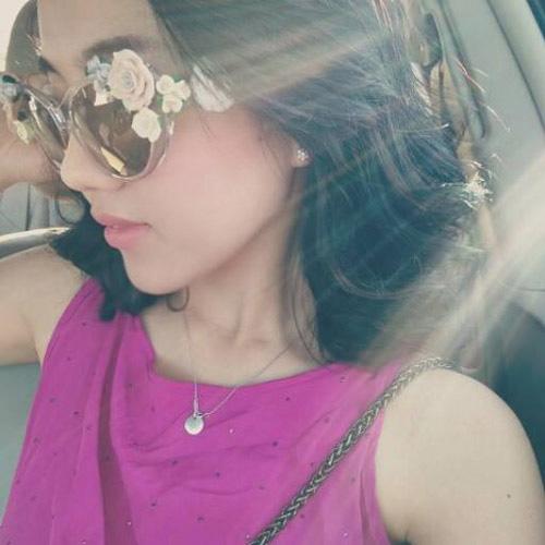 kính râm đính hoa,kính râm nở hoa,xu hướng kính râm