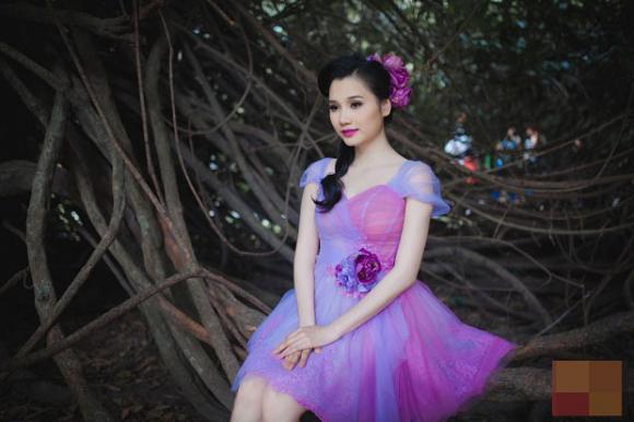 Julia Ngọc, Julia Ngoc
