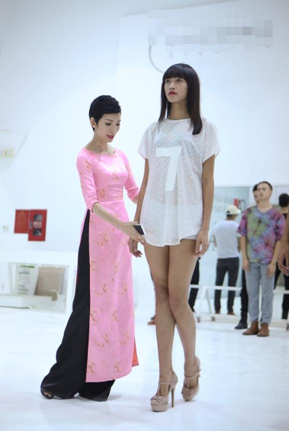 xuân lan, áo dài, vietnam;s next top model 2014, người mẫu, catwalk