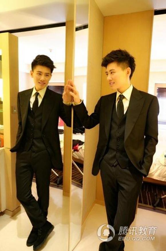 Thầy giáo đẹp trai, Cộng đồng mạng, Thầy giáo Trung Quốc