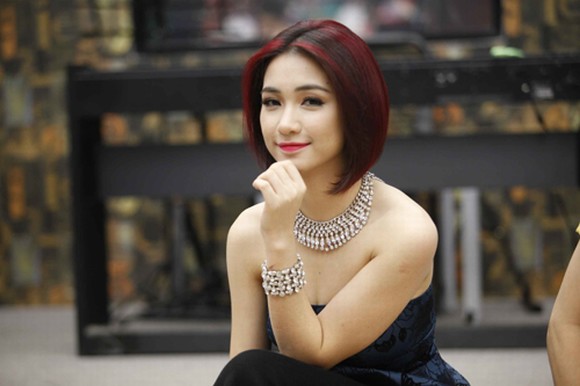 hot girl, em gai hot girl, hot girl viet, hot boy viet, huynh anh, em gai huynh anh, huyen lizzie, tin, bao