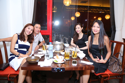 Vương Quốc Tôm, Nhà hàng ăn ngon, Ẩm thực Sài Gòn